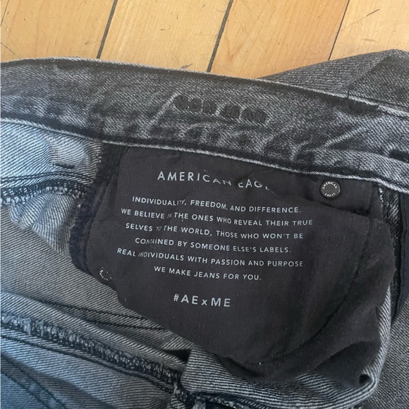 American Eagle Jeans - Picture 2 of 3